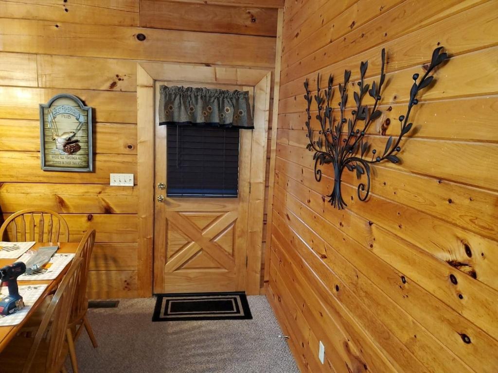 Story Brook: Beautiful True Log Cabin! Close To Dollywood, State Park, And More! Sevierville Exterior foto