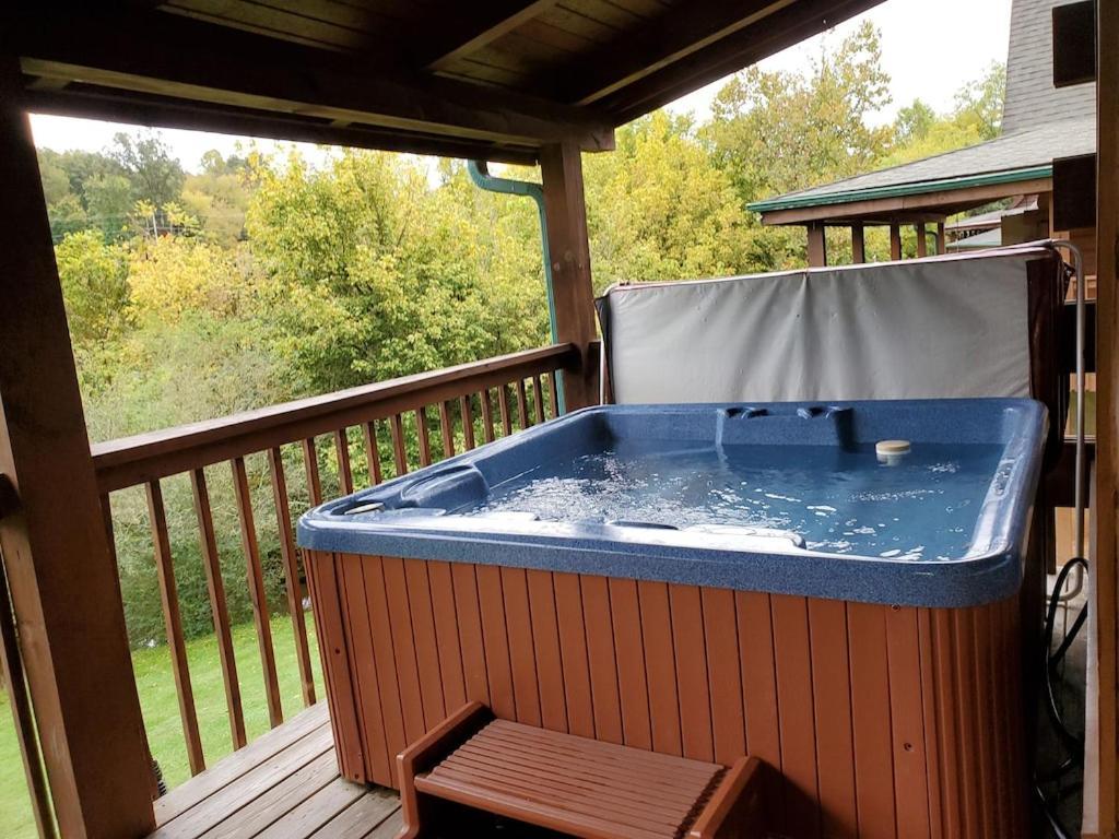 Story Brook: Beautiful True Log Cabin! Close To Dollywood, State Park, And More! Sevierville Exterior foto