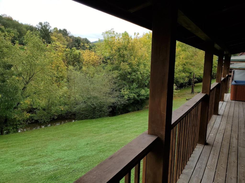 Story Brook: Beautiful True Log Cabin! Close To Dollywood, State Park, And More! Sevierville Exterior foto
